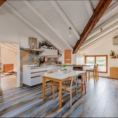 לינה וארוחת בוקר Boho House Borgofranco d'Ivrea